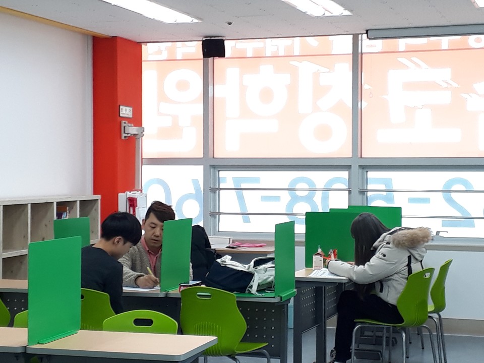 와와학습코칭학원 청라점 학습 공간 3
